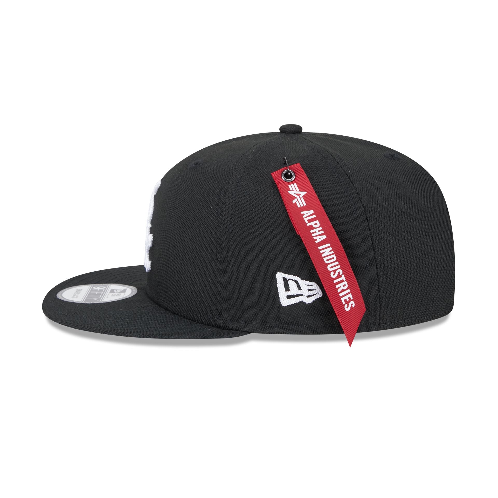 Alpha Industries x Chicago White Sox Black 9FIFTY Snapback Hat